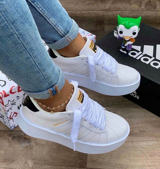Tenis Adidas Mujer: Tecnología, Estilo y Máximo Confort